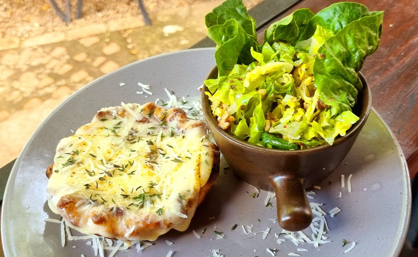 Frites of Sirloin with Parsley & Thyme Butter